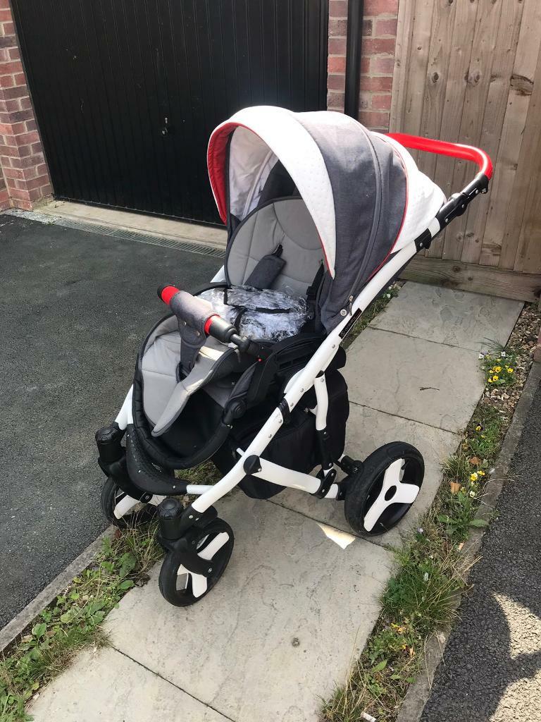 gumtree baby prams
